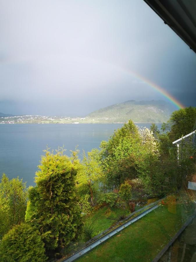 Lägenhet Bjornestrand Fjordside View